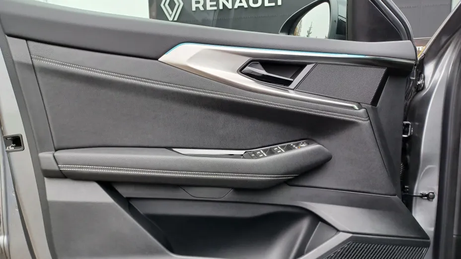 RENAULT Austral Austral 1.3 TCe mHEV Iconic aut Nowy