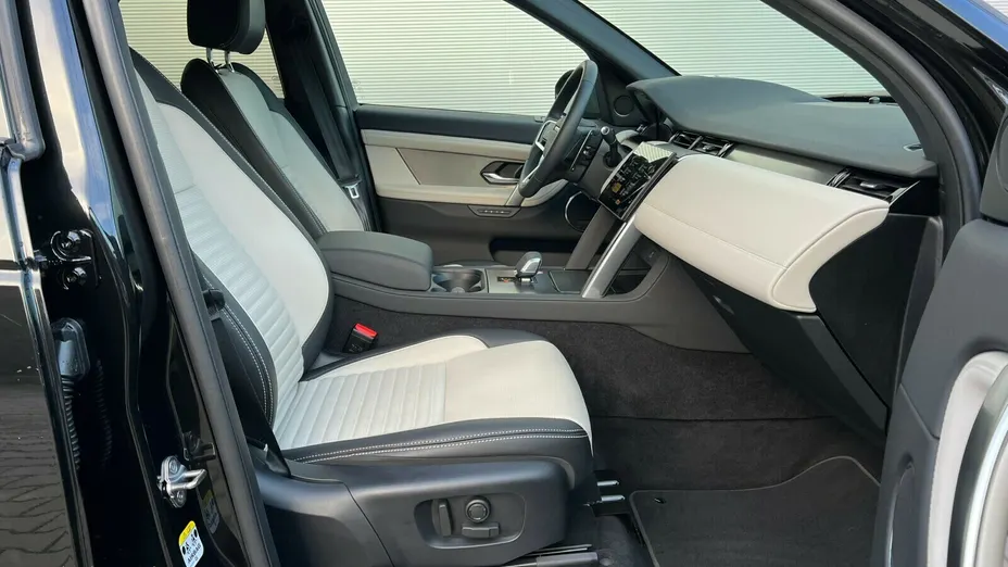 LAND ROVER Discovery Sport Discovery Sport 2.0 P200 mHEV Dynamic SE aut