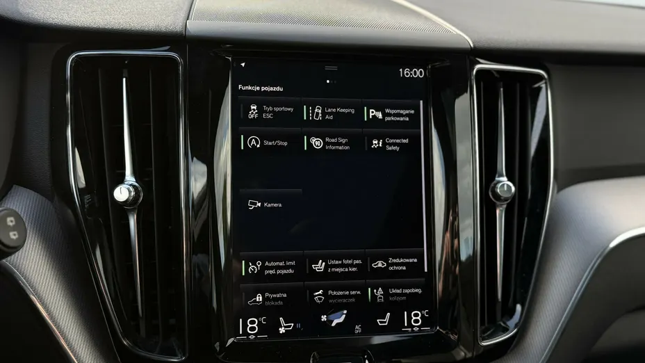 VOLVO XC60 XC60 B4 D AWD R-Design aut