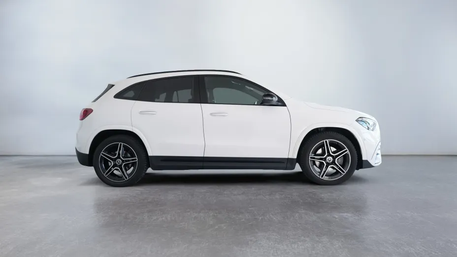 MERCEDES-BENZ GLA GLA 200 d AMG Line 8G-DCT