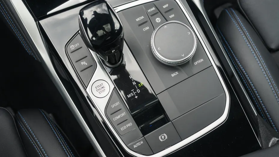 BMW Seria 2 220d mHEV M Sport sport-aut