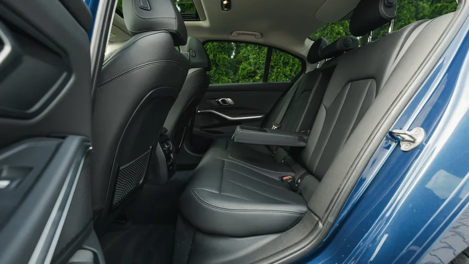 BMW Seria 3 320d xDrive mHEV aut