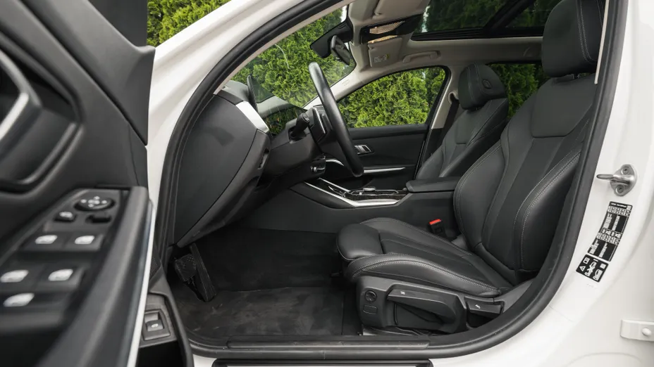 BMW Seria 3 320d xDrive mHEV aut