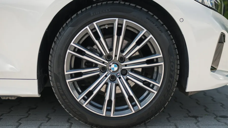 BMW Seria 3 320d xDrive mHEV aut