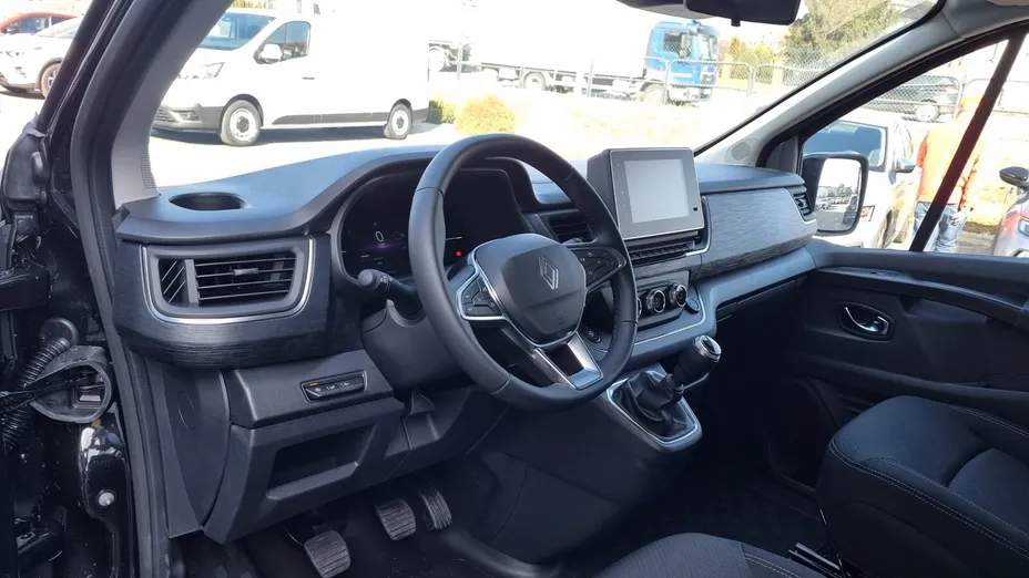 RENAULT Trafic Trafic 2.0 dCi L2H1 HD Pack Clim (bryg.) Nowy