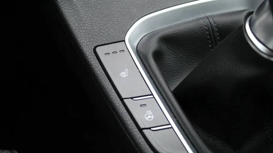 HYUNDAI i30 i30 1.0 T-GDI Smart