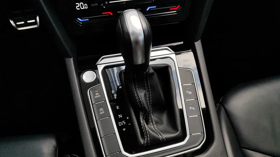 VOLKSWAGEN Arteon Arteon 2.0 TDI 4Motion R-Line DSG