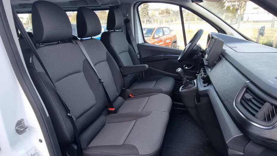 RENAULT Trafic Trafic Kombi 2.0 Blue dCi L2 Equilibre Nowy