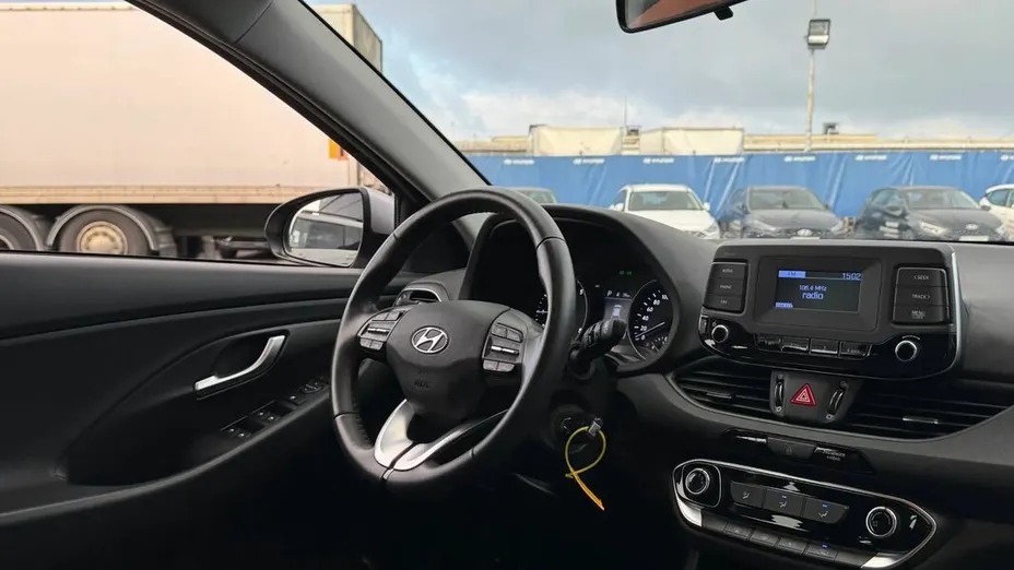 HYUNDAI i30 i30 1.0 T-GDI Modern DCT