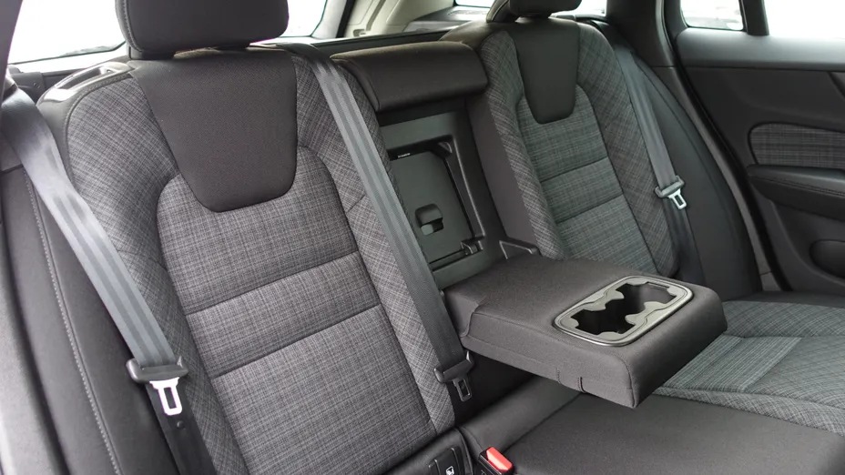 VOLVO V60 V60 B3 B Core aut