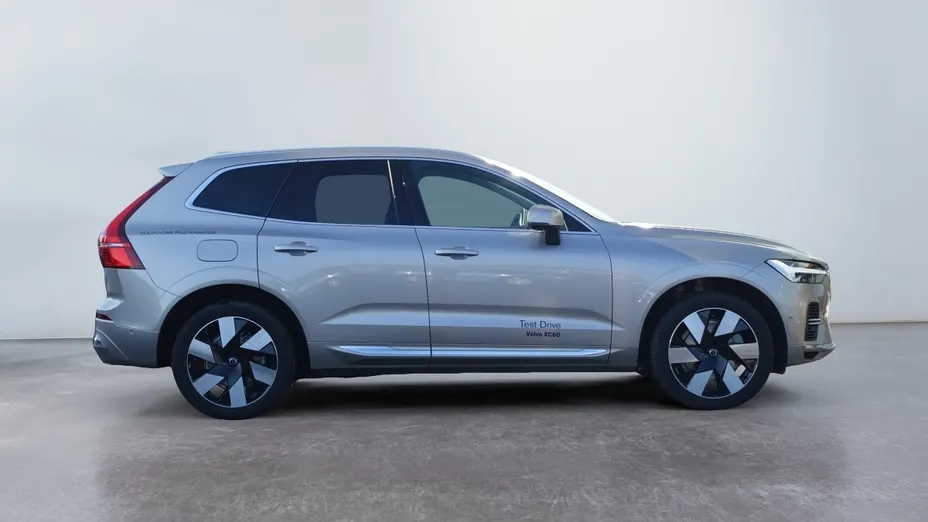 VOLVO XC60 XC60 T8 Plug-In Hybrid AWD Ultimate Bright aut