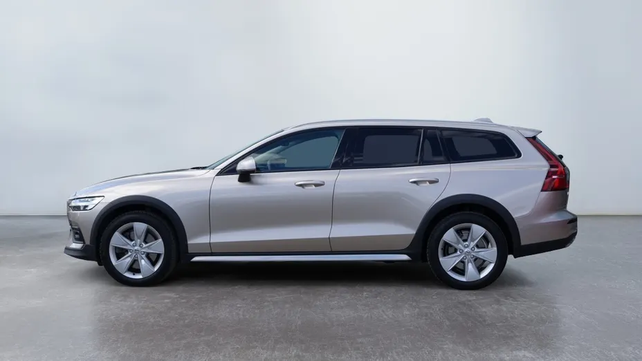 VOLVO V60 V60 CC Core B4 D AWD aut