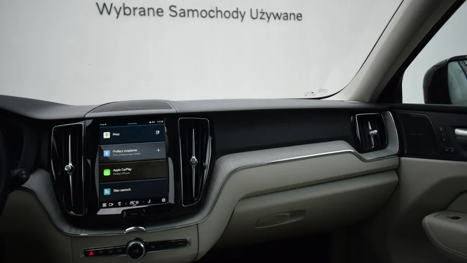 VOLVO XC60 XC60 T6 Plug-In Hybrid AWD Plus Dark aut