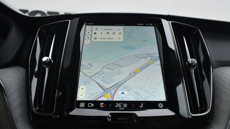 VOLVO XC60 XC60 T6 Plug-In Hybrid AWD Plus Dark aut