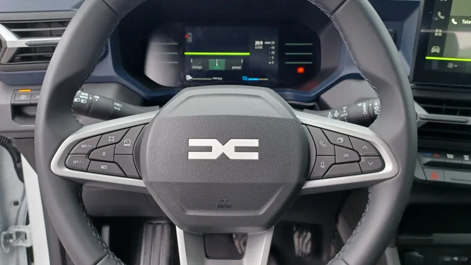 DACIA Duster Duster 1.6 Full Hybrid 140 Expression MMT Nowy