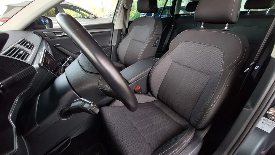 SKODA Superb Superb 2.0 TDI SCR Style DSG
