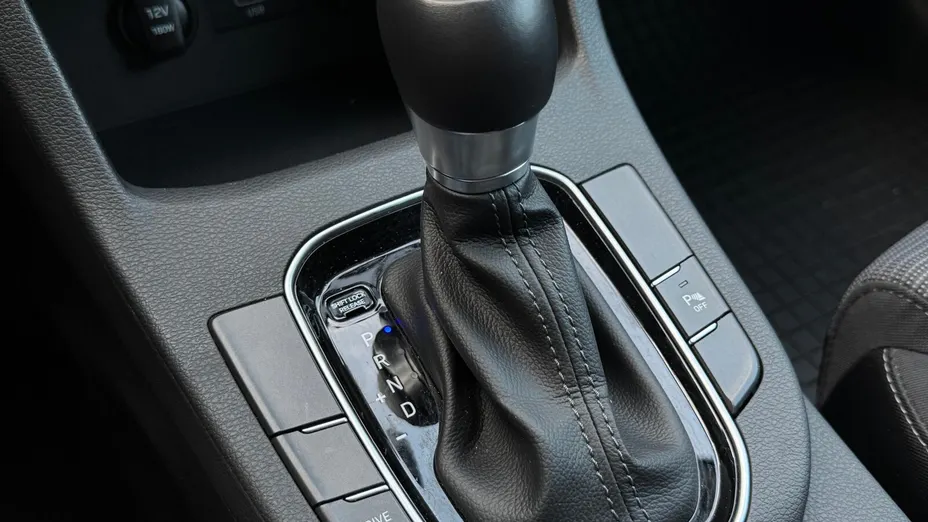 HYUNDAI i30 i30 1.0 T-GDI Modern DCT