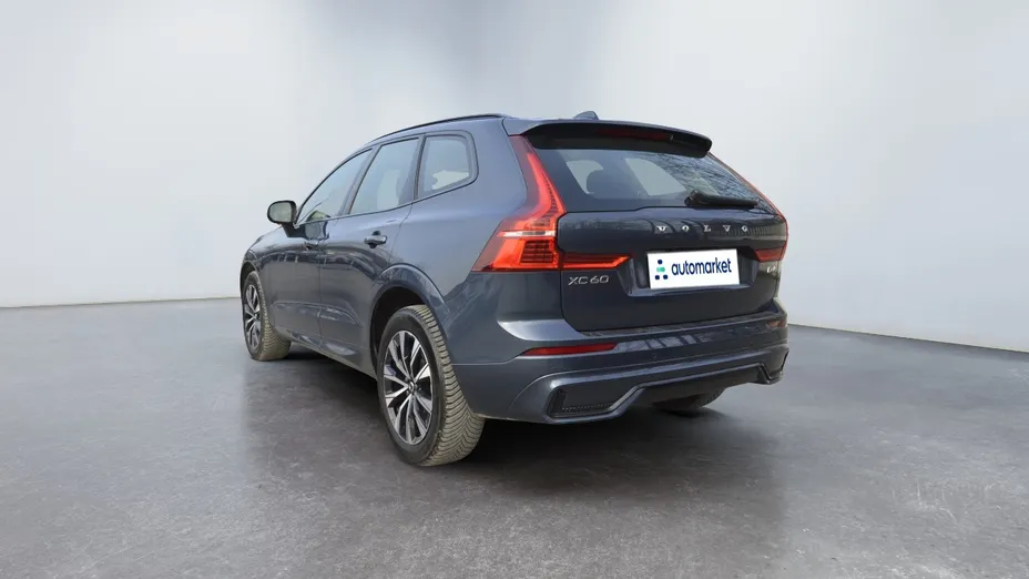 VOLVO XC60 XC60 B4 D AWD Plus Dark aut