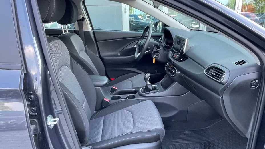 HYUNDAI i30 i30 1.0 T-GDI Modern DCT