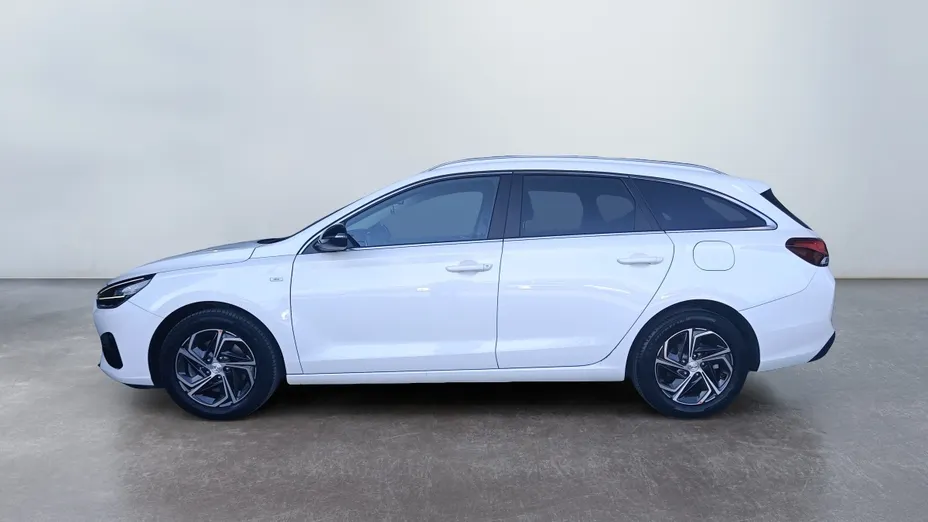 HYUNDAI i30 i30 1.5 T-GDI 48V Smart