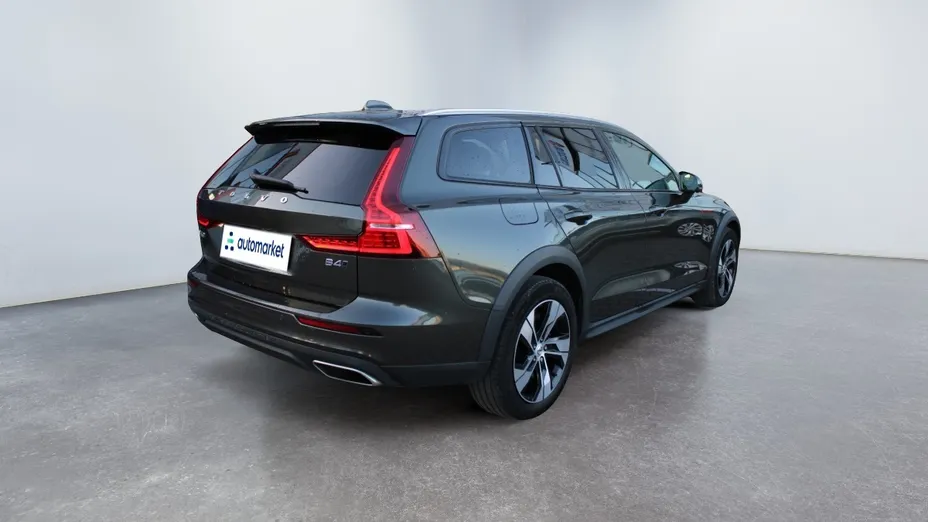 VOLVO V60 V60 CC Pro B4 D AWD aut