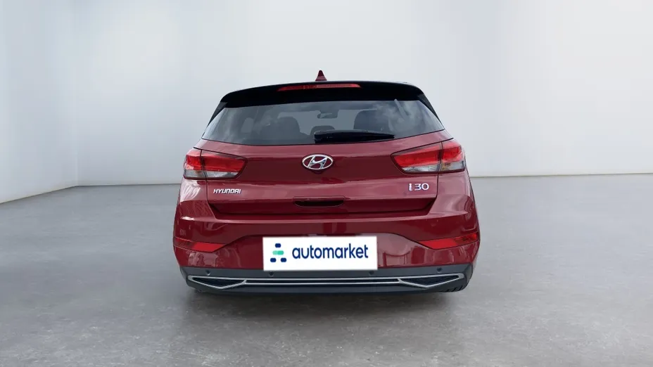 HYUNDAI i30 i30 1.5 DPI Smart