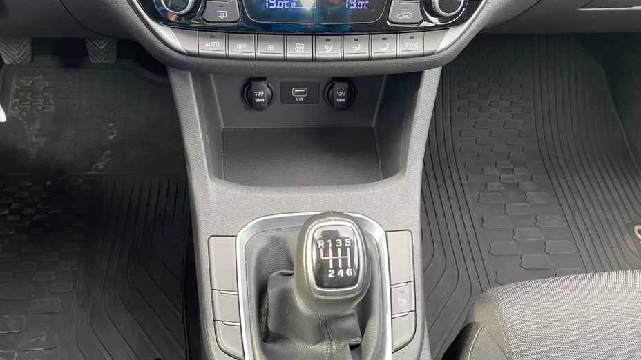 HYUNDAI i30 i30 1.5 DPI Smart