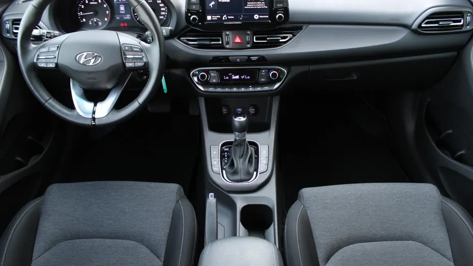 HYUNDAI i30 i30 1.5 T-GDI 48V Smart DCT