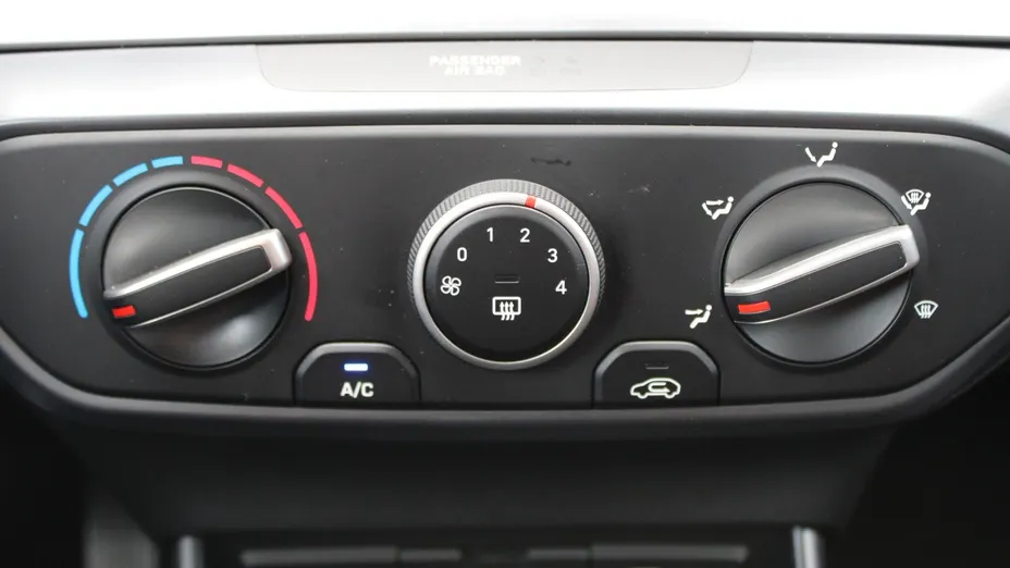 HYUNDAI i20 i20 1.2 Comfort