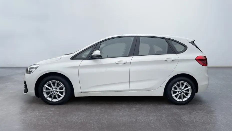 BMW Seria 2 216d aut