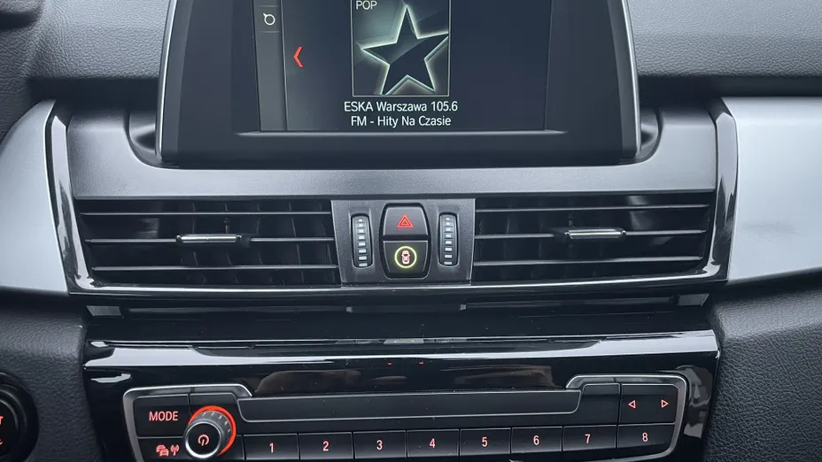 BMW Seria 2 216d aut
