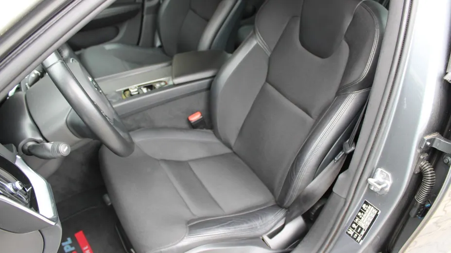 VOLVO V60 V60 D3 Drive-E Momentum aut