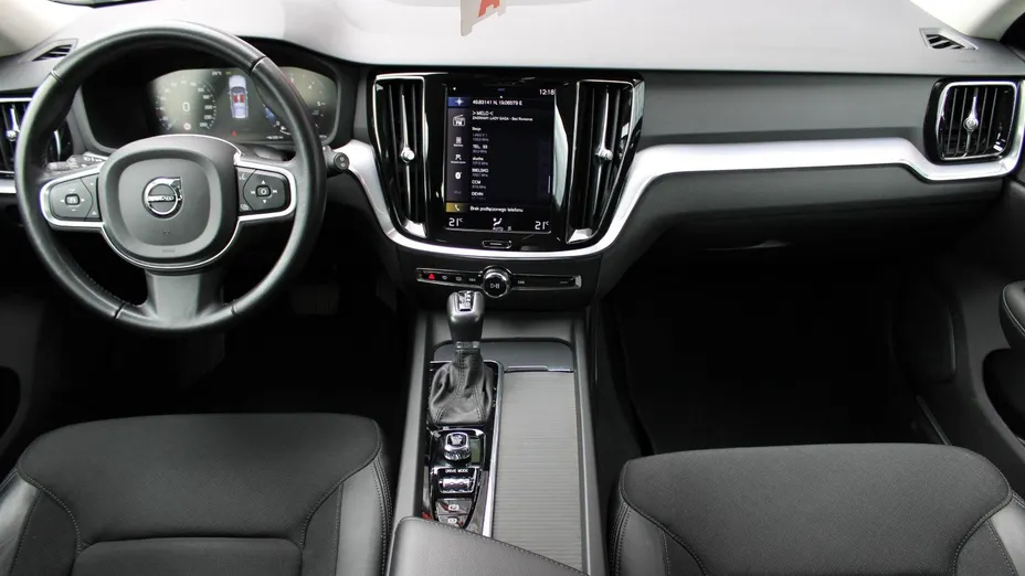 VOLVO V60 V60 D3 Drive-E Momentum aut