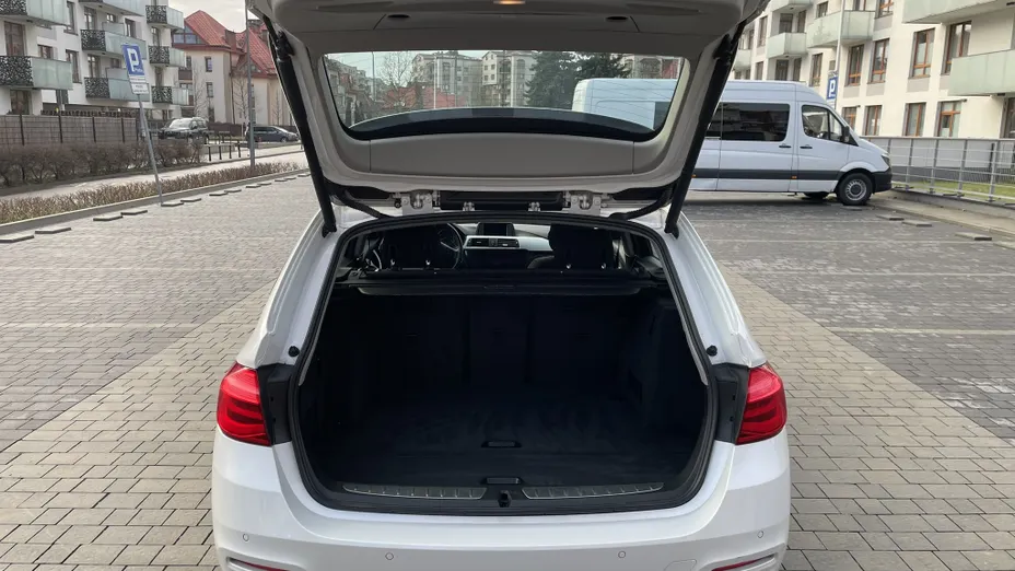 BMW Seria 3 320d xDrive aut