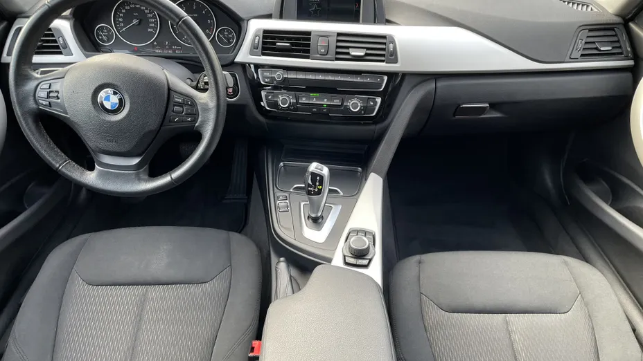 BMW Seria 3 320d xDrive aut