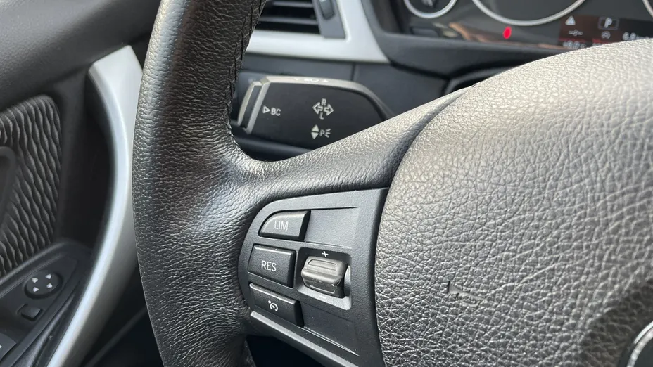 BMW Seria 3 320d xDrive aut