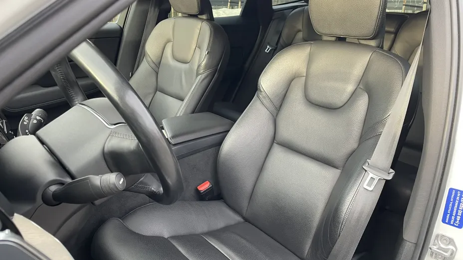 VOLVO XC60 XC60 B4 D AWD Inscription aut