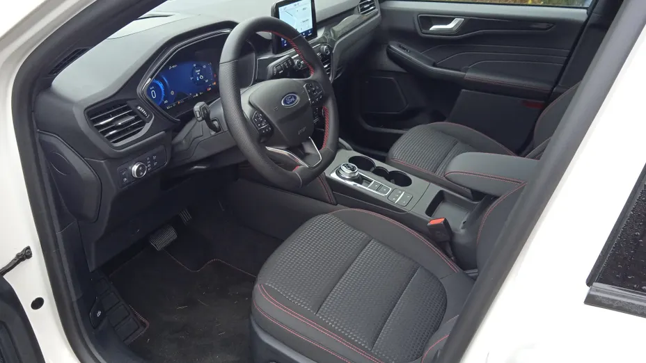 FORD Kuga Kuga 2.5P PHEV FWD ST-Line Nowy