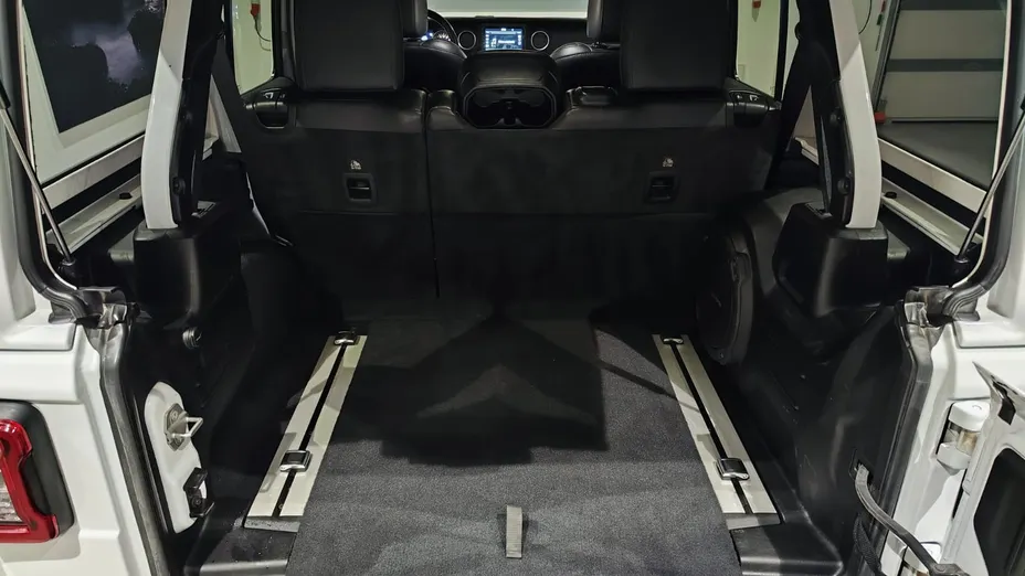 JEEP Wrangler Wrangler GME 2.0 Turbo Sahara aut