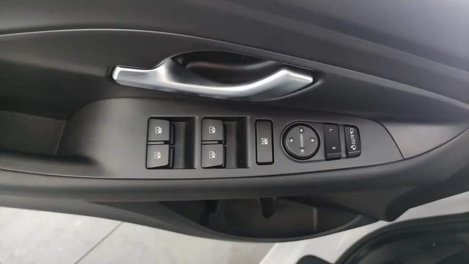 HYUNDAI i30 i30 1.0 T-GDI Modern Nowy