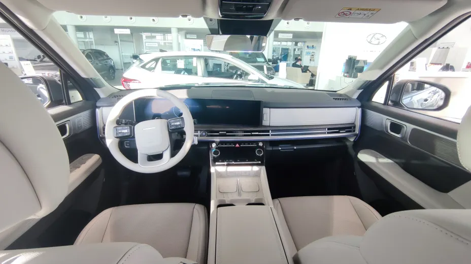 HYUNDAI Santa Fe Santa Fe 1.6 T-GDI HEV Platinum 4WD aut 7os. Nowy