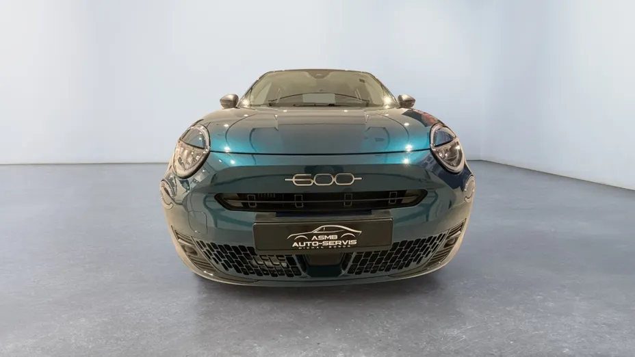 FIAT 600 600 1.2 Turbo Hybrid eDCT Nowy