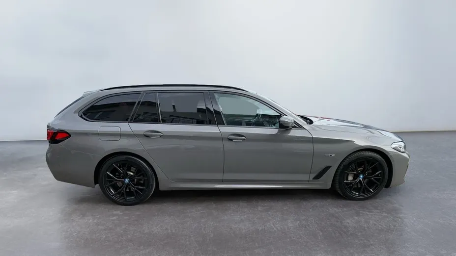 BMW Seria 5 530e M Sport sport-aut