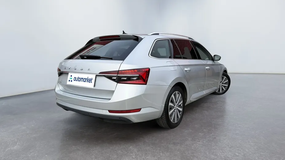 SKODA Superb Superb 2.0 TDI SCR Style DSG