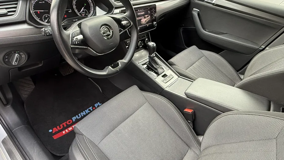 SKODA Superb Superb 2.0 TDI SCR Style DSG