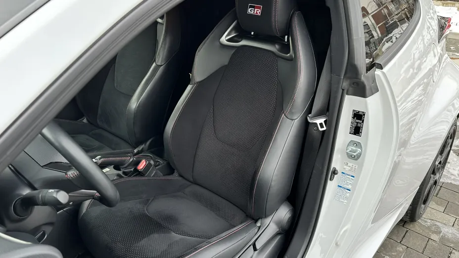 TOYOTA Yaris GR Yaris 1.6 Dynamic