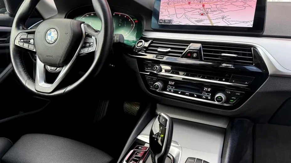 BMW Seria 5 520d xDrive mHEV Business Edition aut