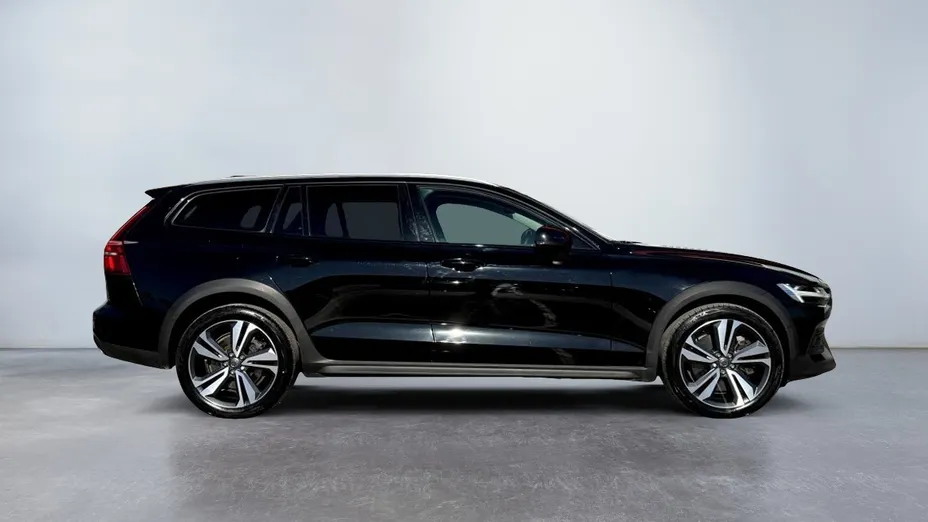 VOLVO V60 V60 CC B4 D AWD aut