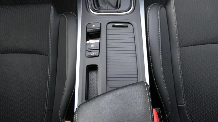 RENAULT Megane Megane 1.3 TCe FAP Techno EDC