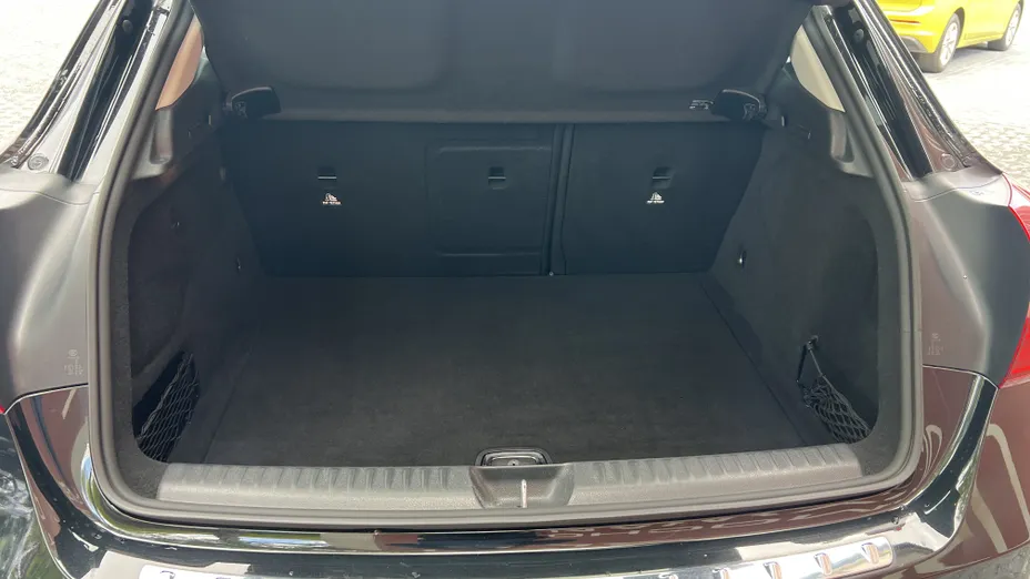 MERCEDES-BENZ GLA GLA 200 7G-DCT Style